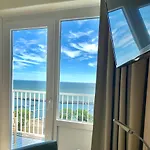 Ruegen-Hotel Mit Ostseeblick Campingplads Sassnitz