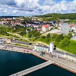 Ruegen-Hotel Mit Ostseeblick Campingplads *