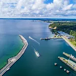 Ruegen-Hotel Mit Ostseeblick *
