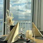 Campingplads Ruegen-Hotel Mit Ostseeblick